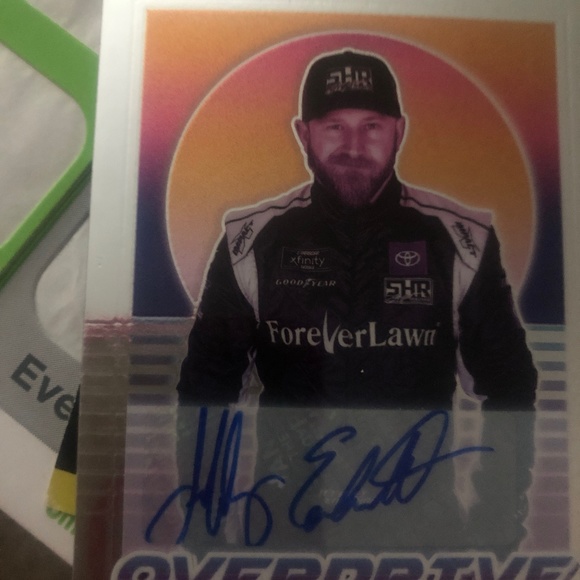 Trading cards - Picture 2 of 6